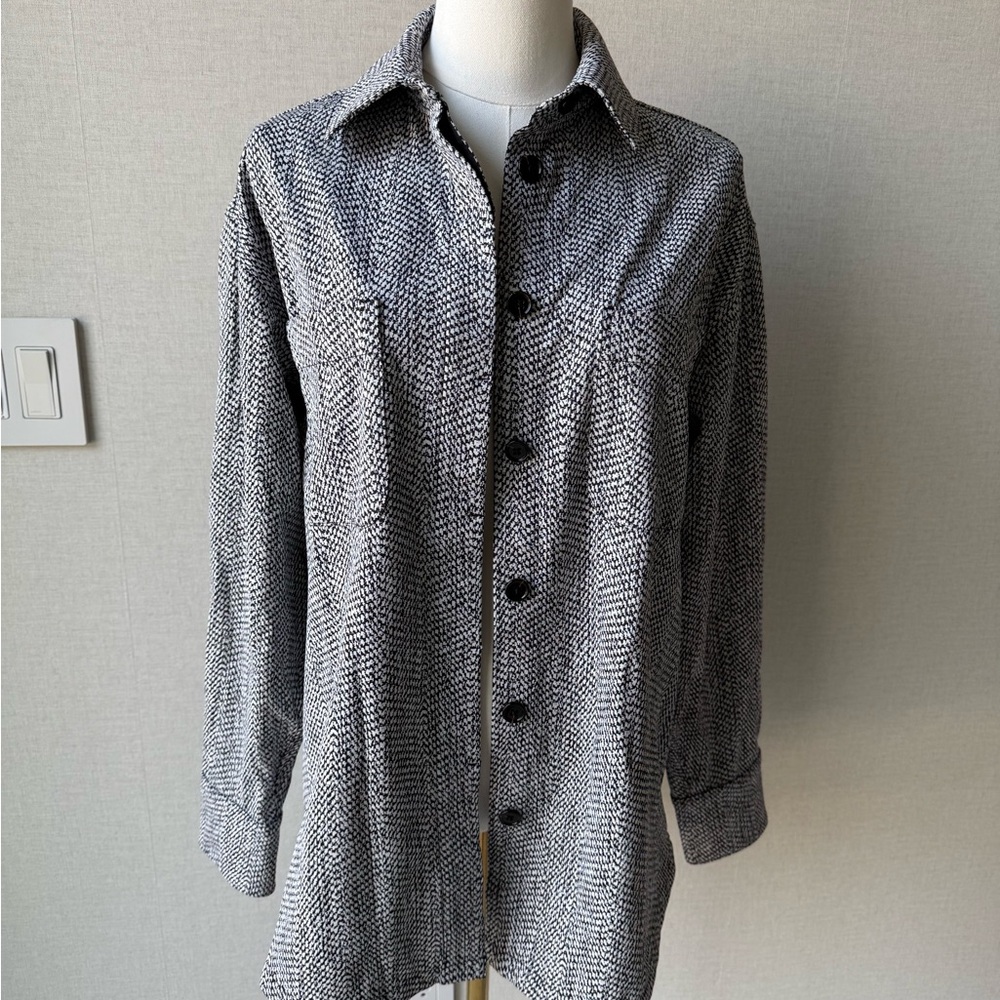 Athleta Grey Herringbone Button-Down Shirt Jacket